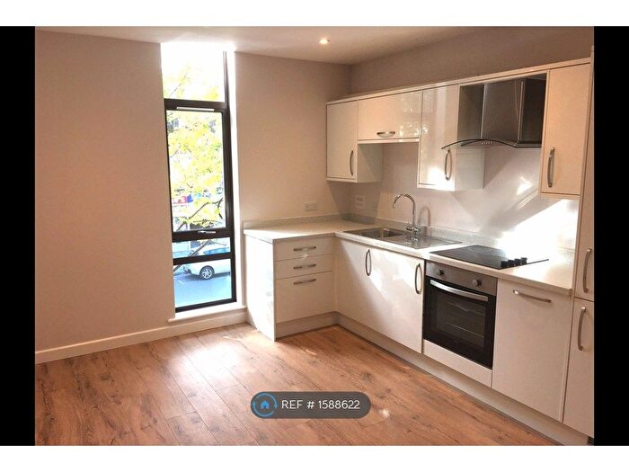 1 Bedroom Flat To Rent In Station Road, New Milton, BH25