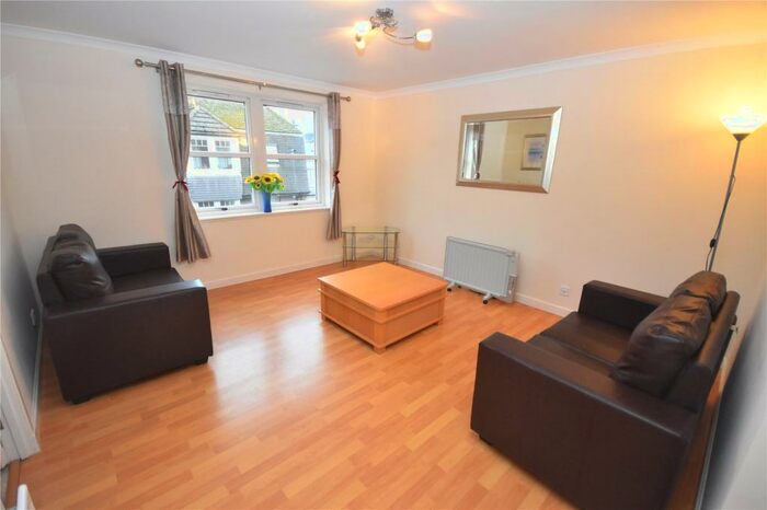 2 Bedroom Flat To Rent In St Clair Street, City Centre, Aberdeen, AB24