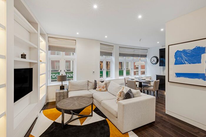 2 Bedroom Flat To Rent In Duke Street, Mayfair, London, United Kingdom, Mayfair, W1K