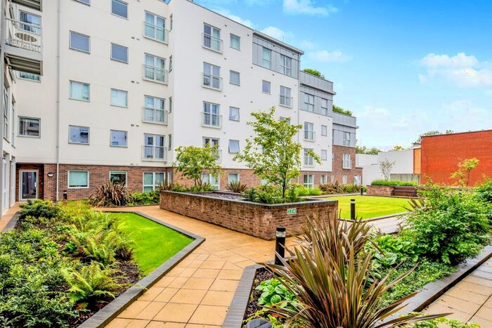 2 Bedroom Apartment To Rent In Austen House, Station View, Guildford, GU1