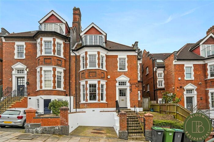 5 Bedroom Semi-Detached House To Rent In Grosvenor Gardens, Muswell Hill, London, N10