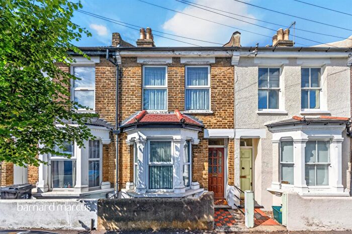 2 Bedroom Terraced House For Sale In Alpha Road, Croydon, CR0