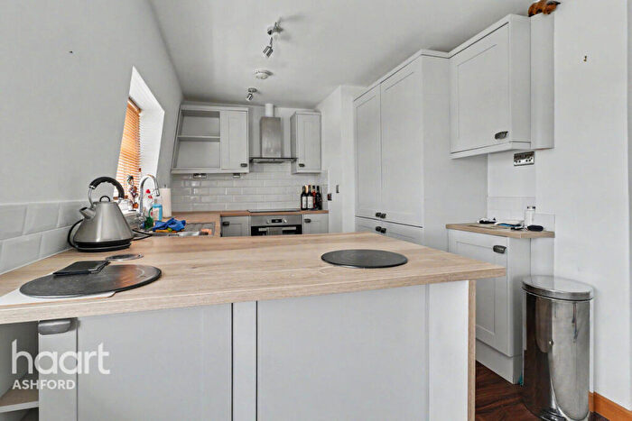 2 Bedroom Flat To Rent In Canterbury Road, Birchington, CT7