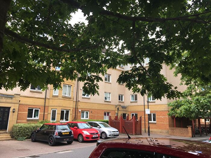 1 Bedroom Flat To Rent In Duff Road, Dalry, Edinburgh, EH11