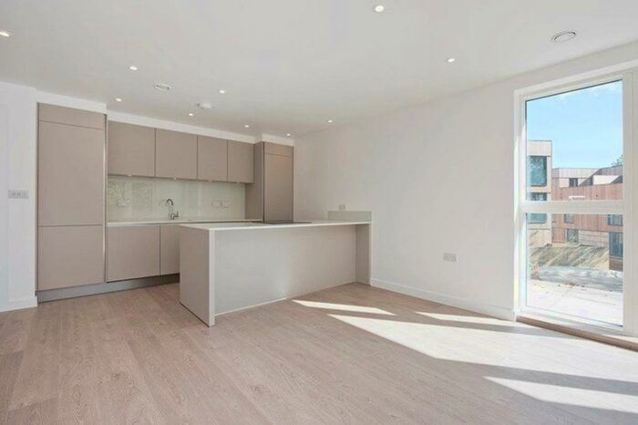 2 Bedroom Apartment To Rent In Churchwood Gardens, Forest Hill, London, SE23