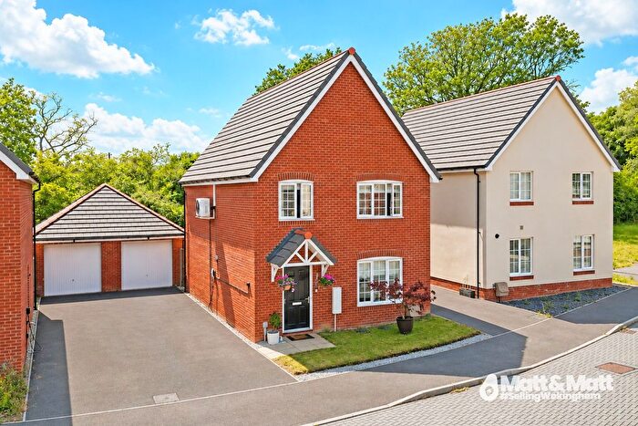 4 Bedroom Detached House For Sale In Ryeish Lane, Spencers Wood, Berkshire, RG7