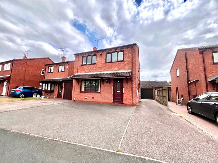 4 Bedroom Detached House For Sale In Wootton Drive, Stafford, Staffordshire, ST16