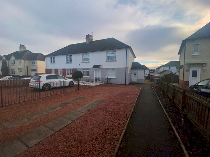 2 Bedroom Flat To Rent In Meikle Earnock Road, Hamilton, ML3