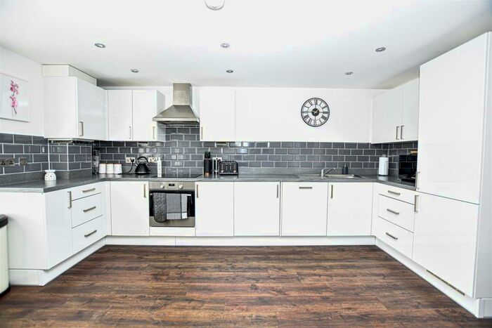 2 Bedroom Flat To Rent In Lett Lane, Ebbsfleet Valley, Swanscombe, DA10