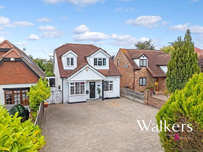 4 Bedroom Detached House For Sale In Nags Head Lane, Bentwood, CM14