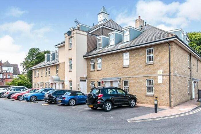 2 Bedroom Apartment To Rent In Bay View Mews, West Cliff Road, BH2