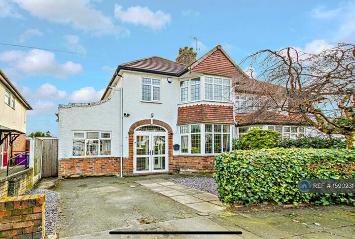 3 Bedroom Semi-Detached House To Rent In Liverpool, Liverpool, L19