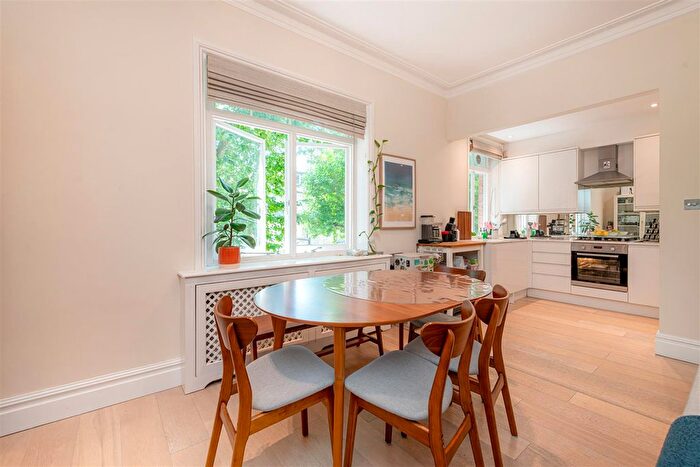 2 Bedroom Flat To Rent In Elsworthy Terrace, Primrose Hill, NW3