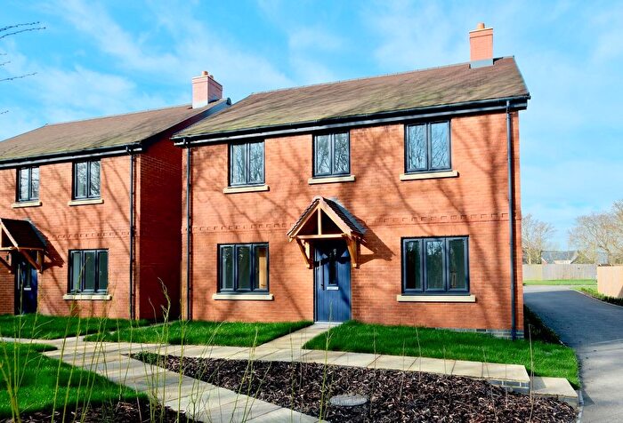 4 Bedroom Detached House For Sale In Blackfriars Court, Stow Longa, PE28