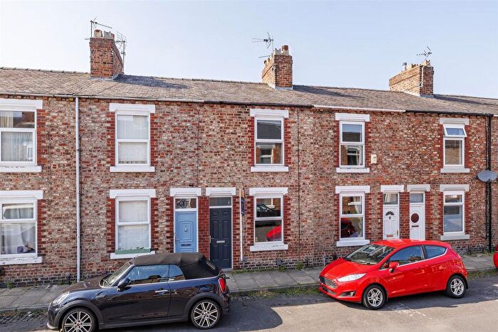 2 Bedroom Terraced House To Rent In Pembroke Street, York, YO30