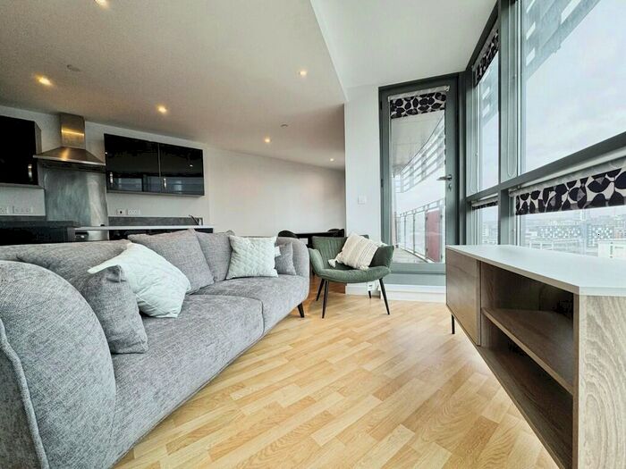 2 Bedroom Apartment To Rent In Echo Central, LS9