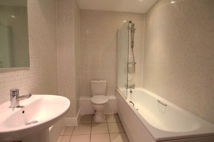 1 Bedroom Flat To Rent In Lydia Ann Street, City Centre, Liverpool, L1