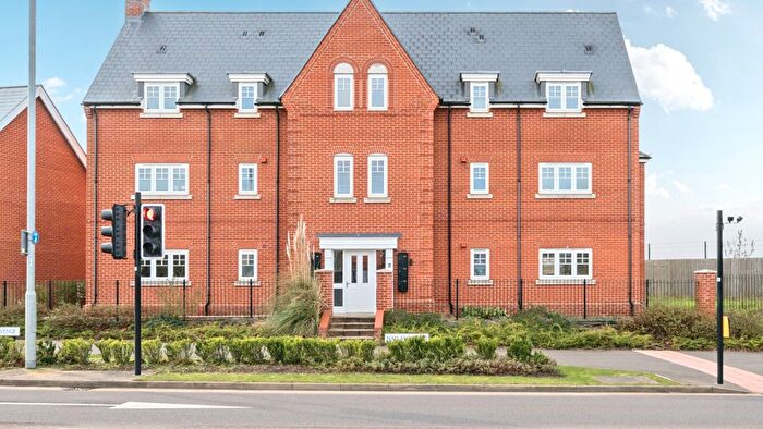 1 Bedroom Flat For Sale In Wildeve Avenue, Colchester, CO4