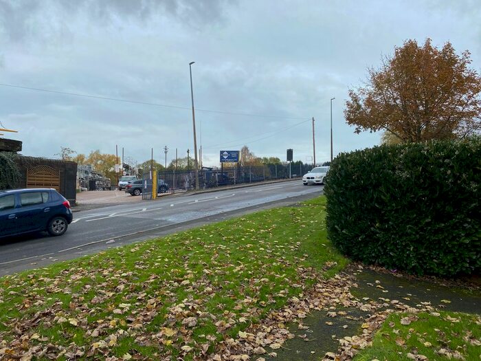 1 Bedroom Studio To Rent In Cradley Road, Netherton, Dudley, DY2