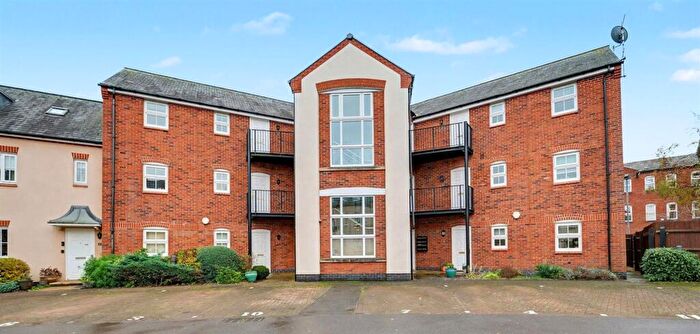 2 Bedroom Flat For Sale In Blackfriars Place, Market Harborough, LE16