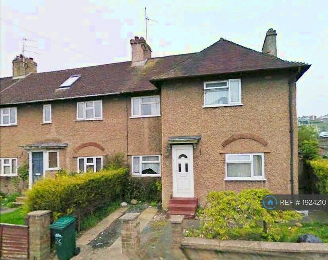 6 Bedroom Semi-Detached House To Rent In Southall Avenue, Brighton, BN2