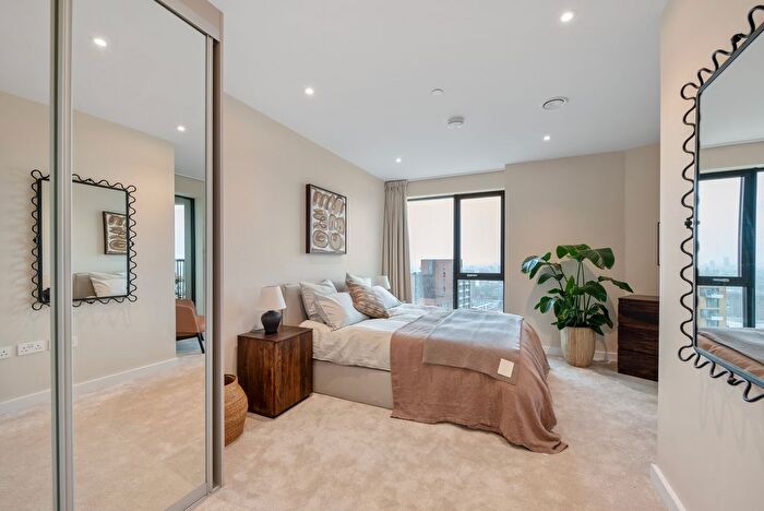 1 Bedroom Flat To Rent In Riverstone Heights, Reed Avenue, London, E3