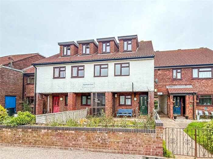 1 Bedroom Apartment For Sale In Stony Lane South, Christchurch, Dorset, BH23