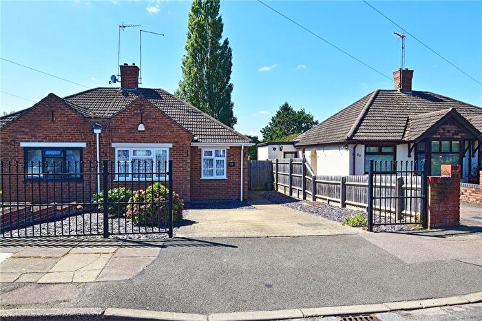 2 Bedroom Bungalow For Sale In Knights Lane, Kingsthorpe, Northampton, NN2
