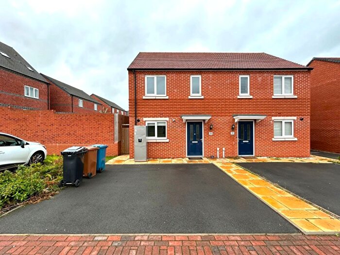 2 Bedroom Semi-Detached House To Rent In Lowther Street, Lichfield, Staffordshire, WS14