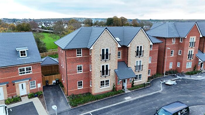 2 Bedroom Flat To Rent In Rawlingson Close, Swanage, BH19