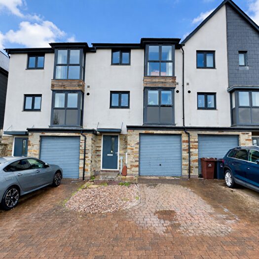 5 Bedroom Terraced House For Sale In Runway Road, Derriford, Plymouth, PL6