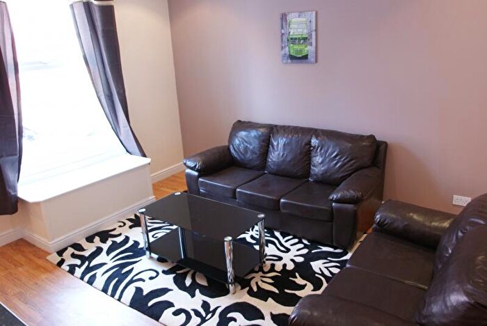 4 Bedroom Terraced House To Rent In Harold Road, Hyde Park, Leeds, LS6