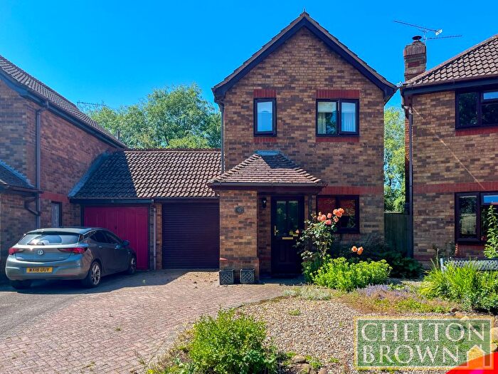 2 Bedroom Detached House To Rent In Cotswold Close, Daventry, Northamptonshire, NN11