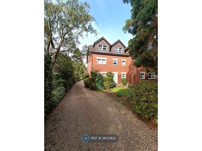 1 Bedroom Flat To Rent In Warwick Court, Bishop's Stortford, CM23