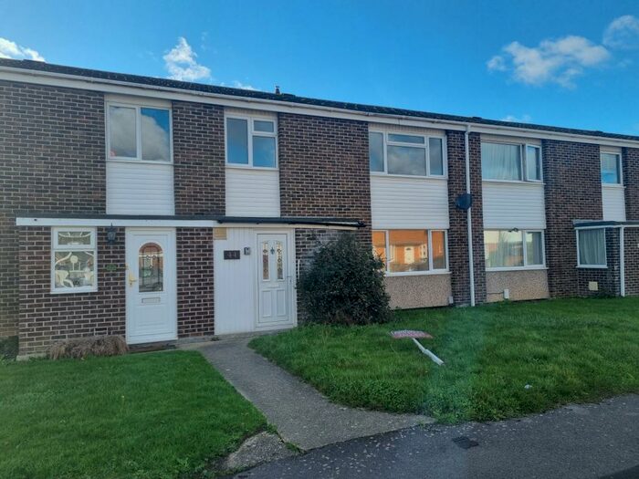 3 Bedroom House To Rent In Prideaux-Brune Avenue, Gosport, PO13