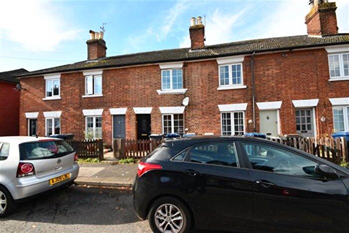 2 Bedroom Terraced House To Rent In Bedroom Terraced House In Godalming, GU7