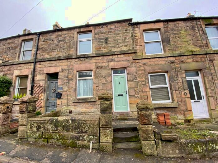 2 Bedroom Terraced House To Rent In Old Hackney Lane, Hackney, Matlock, DE4