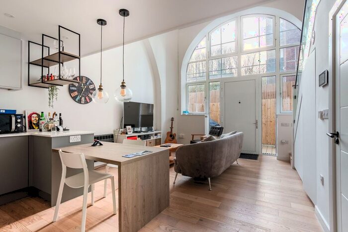 1 Bedroom Flat To Rent In Preston Road, Preston, Brighton, BN1