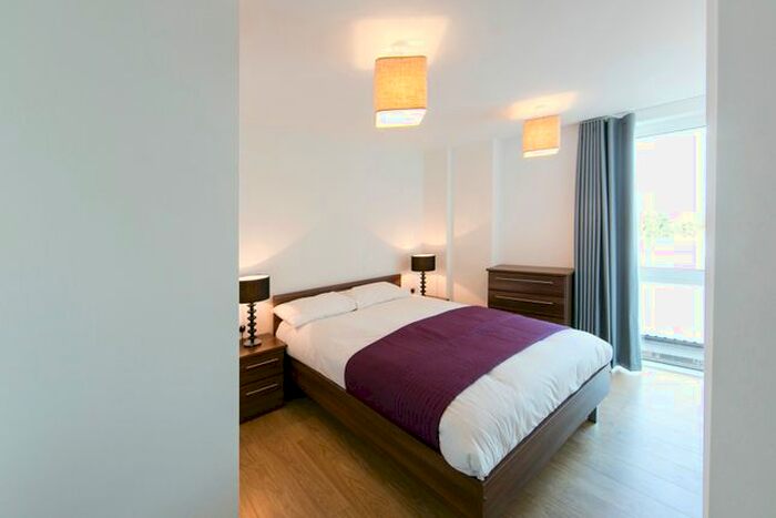 1 Bedroom Flat To Rent In Station Approach, Epsom, London, KT19