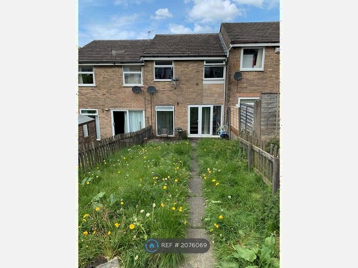 3 Bedroom Terraced House To Rent In Delph Approach, Blackburn, BB1