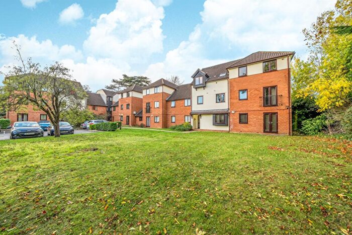 2 Bedroom Apartment For Sale In Boyndon Road, Maidenhead, SL6