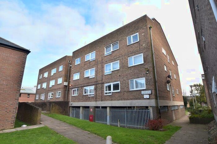 1 Bedroom Apartment To Rent In Hastings Street, Luton, LU1