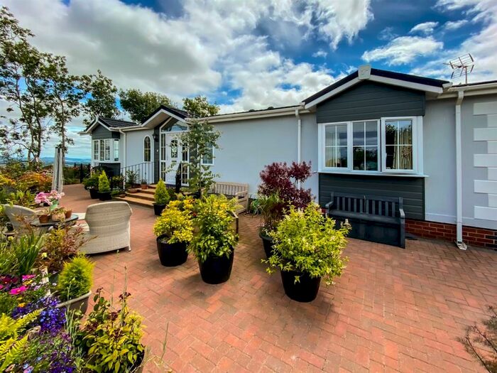 2 Bedroom Chalet For Sale In Meadow View, Earls Ditton Lane, Hopton Wafers, DY14
