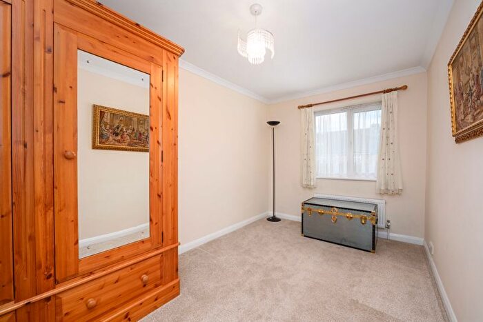 4 Bedroom Terraced House For Sale In Sidney Road, Walton-On-Thames, KT12