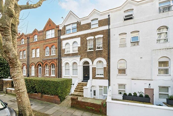 2 Bedroom Flat To Rent In Brondesbury Villas, London, NW6