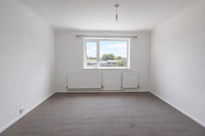 3 Bedroom Apartment To Rent In Avon Way, Colchester, CO4