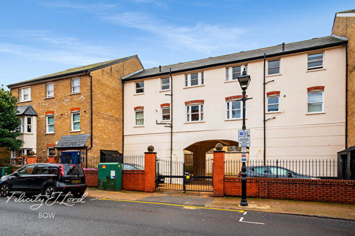 1 Bedroom Apartment For Sale In Ordell Road, London, E3