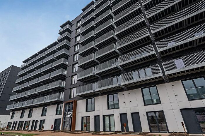 2 Bedroom Flat To Rent In District Lofts, Climate Innovation District, LS9