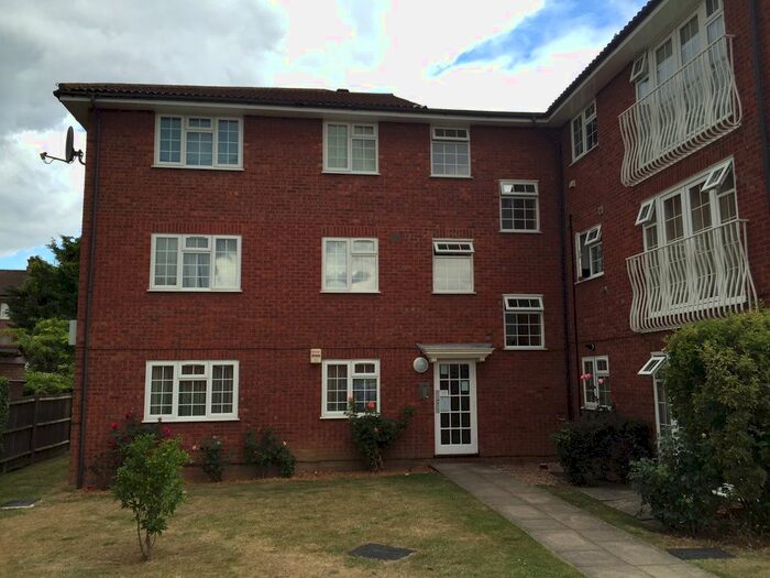 2 Bedroom Flat To Rent In Osbourne Court, Harrow, HA2
