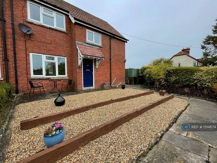 3 Bedroom Semi-Detached House To Rent In Ballingers, Urchfont, Devizes, SN10